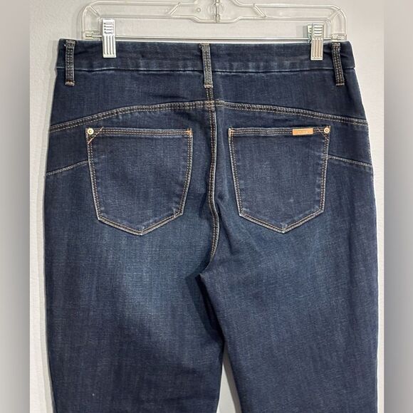 Chico’s | SO Lifting Straight Leg Dark Wash Blue Denim Jeans SZ 0.5 Short - Picture 8 of 16